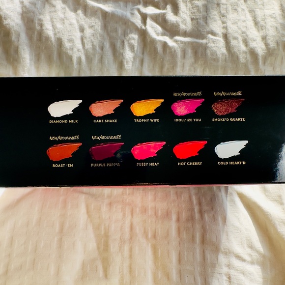 Fenty Beauty Fussy Heat GLOSS BOMB HEAT UNIVERSAL LIP LUMINIZER + PLUMPER - Picture 4 of 14